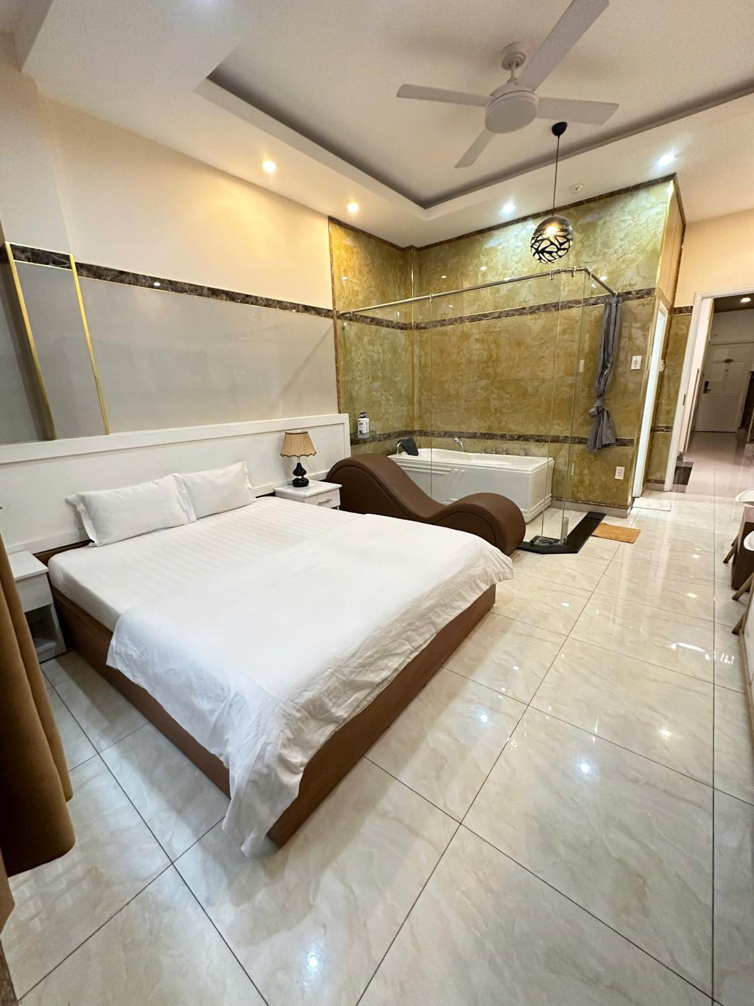 Binh An Hotel Ho Şi Min Exterior foto